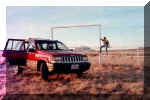 Roter_Jeep